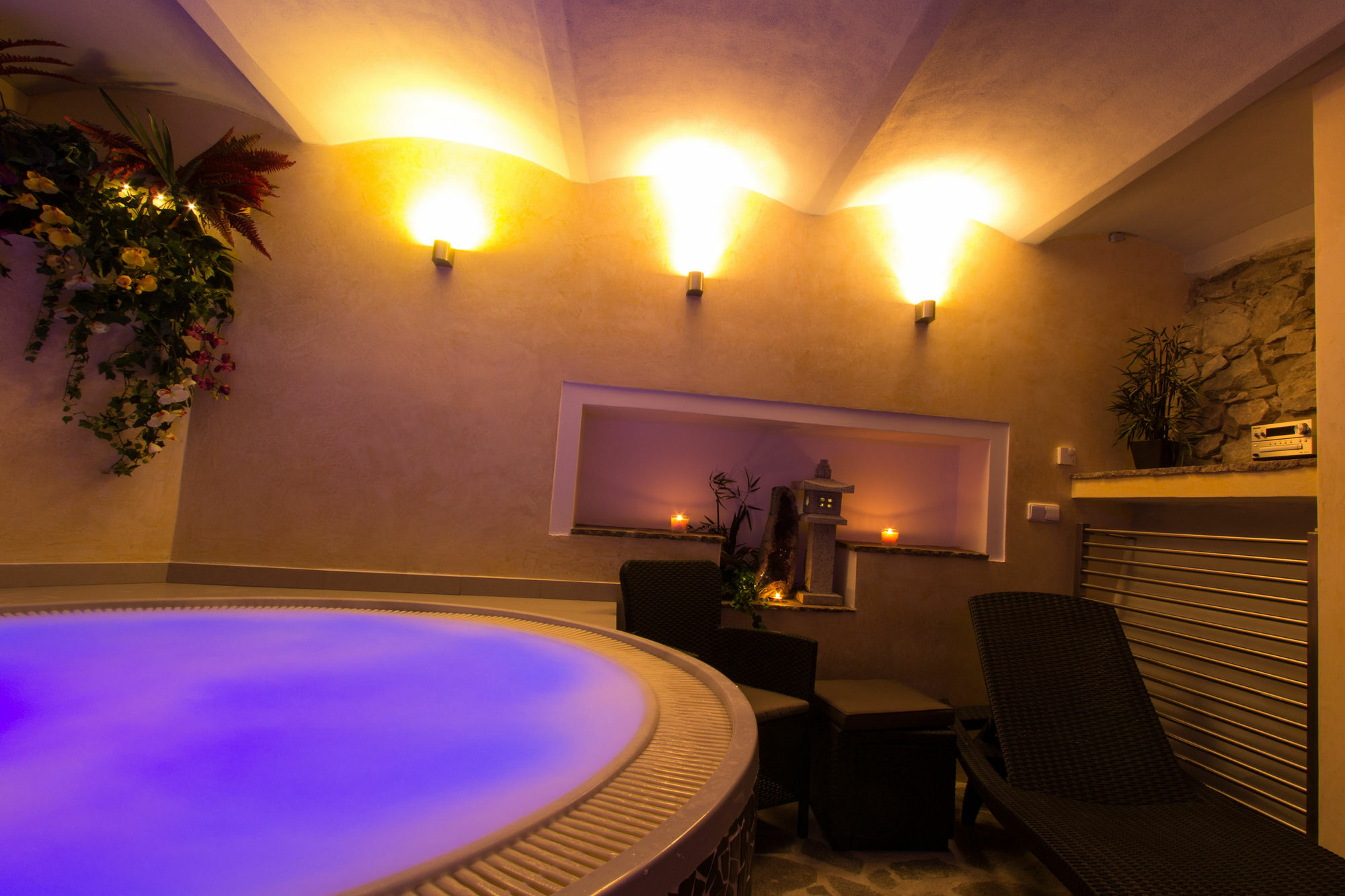 Aparthotel Wellness Ametyst 4*